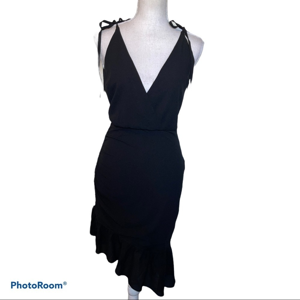 Ali & Jay Sexy Black Dress XS - Picture 2 of 10